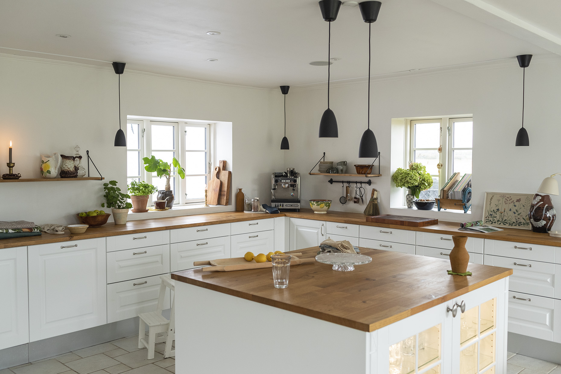 udskille dateret Tegn et billede Køkkenbelysning • Få inspiration til belysning i køkkenet