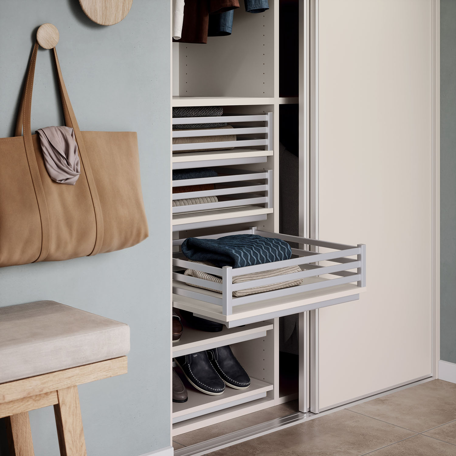 Garderobe med skydedør