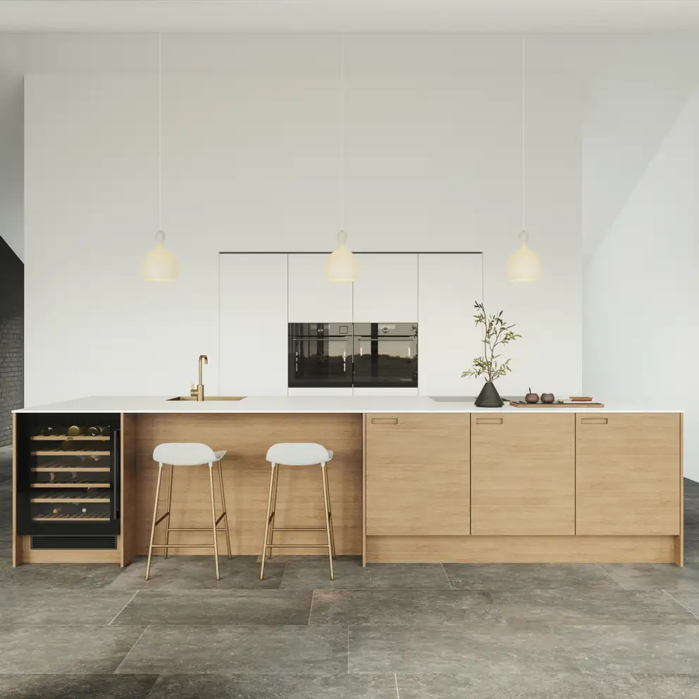 Nature by Designa køkken natur eg og Color by Designa hvid