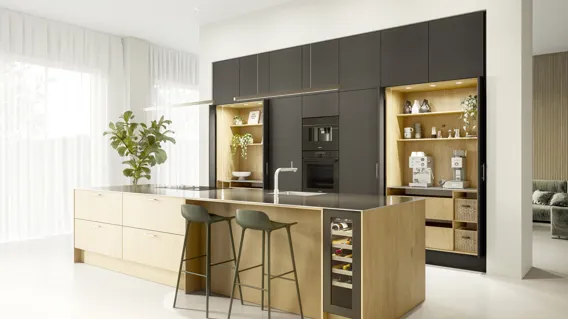 Nature by Designa køkken natur eg og Color by Designa mocca